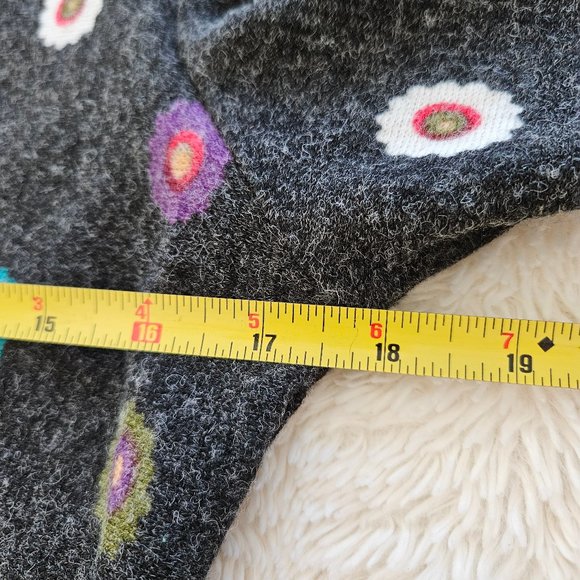 XL Grey with Floral Pattern Sweater Dress EUC Knee Length - Picture 2 of 12